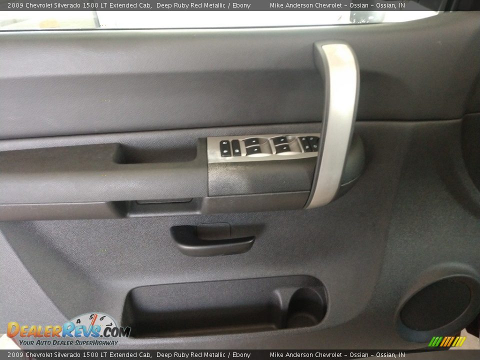 Door Panel of 2009 Chevrolet Silverado 1500 LT Extended Cab Photo #24