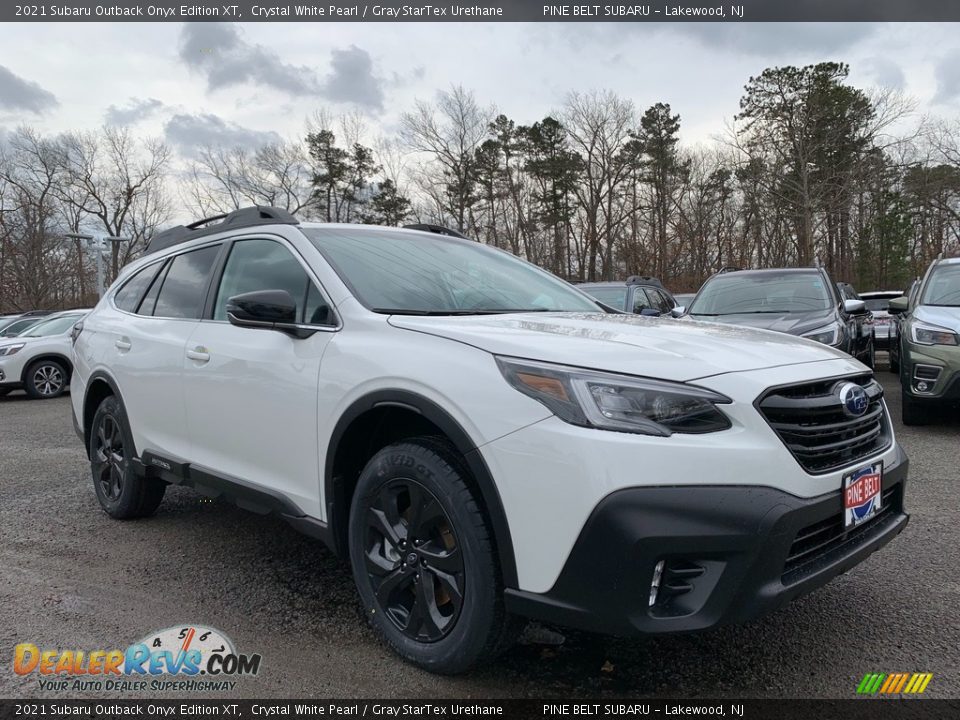 Front 3/4 View of 2021 Subaru Outback Onyx Edition XT Photo #1