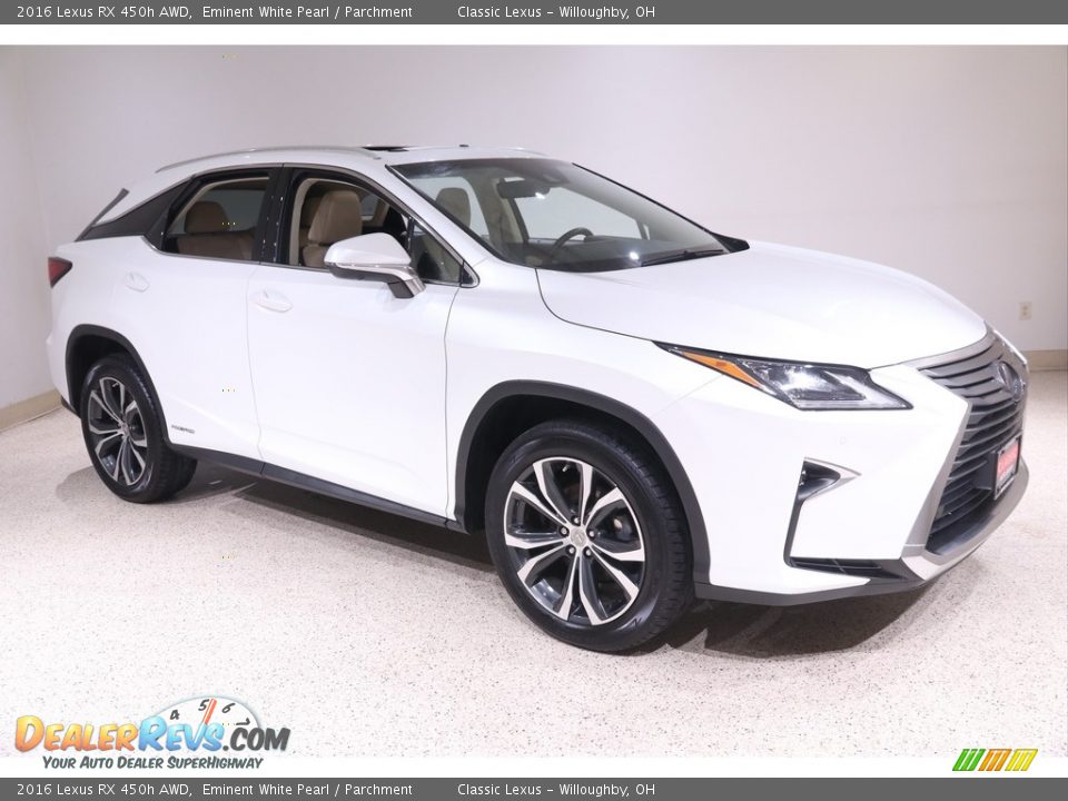 Front 3/4 View of 2016 Lexus RX 450h AWD Photo #1