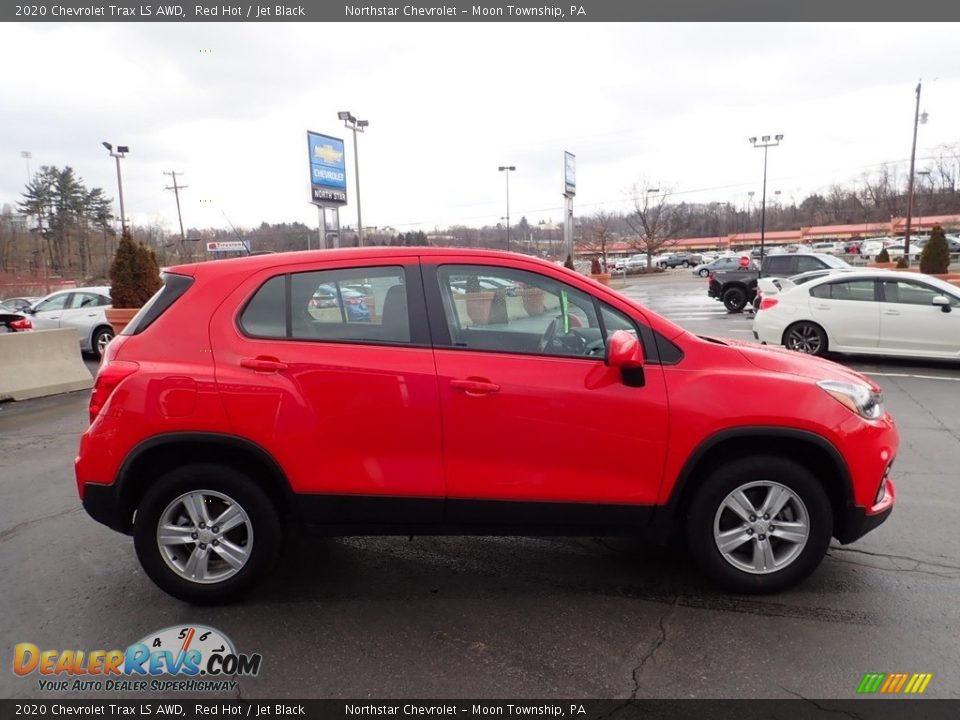 2020 Chevrolet Trax LS AWD Red Hot / Jet Black Photo #10