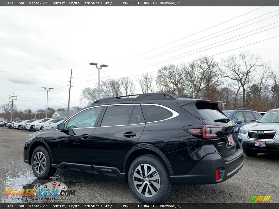 2021 Subaru Outback 2.5i Premium Crystal Black Silica / Gray Photo #6
