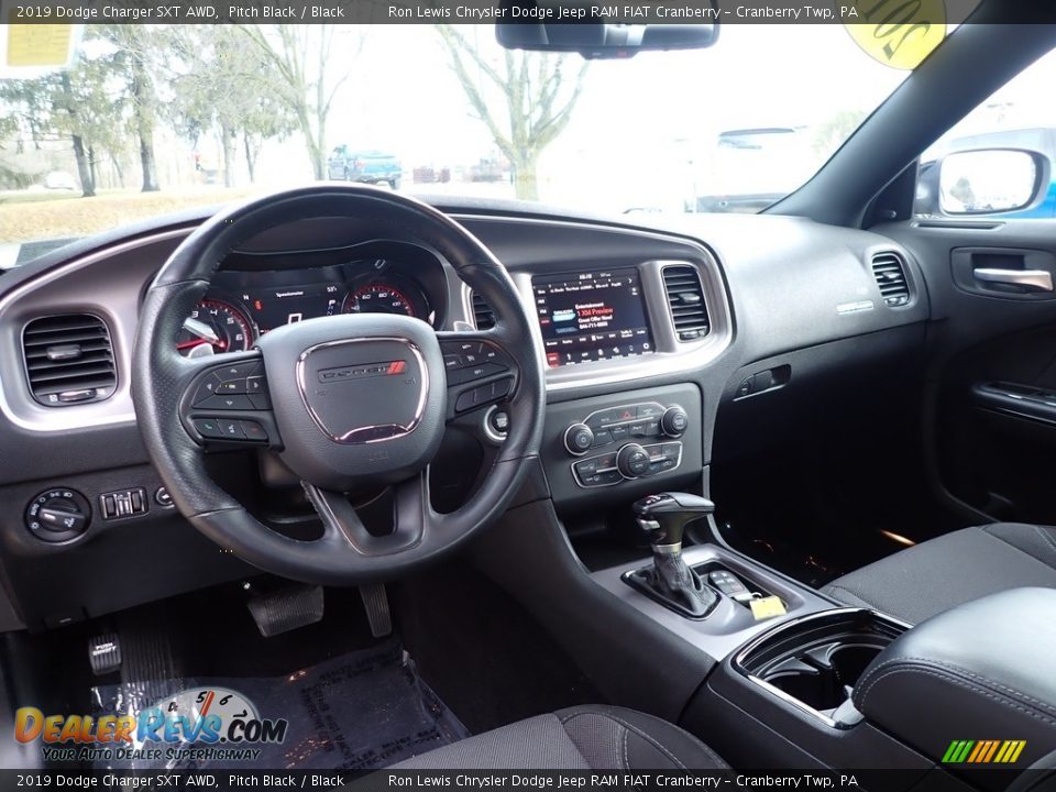 2019 Dodge Charger SXT AWD Pitch Black / Black Photo #14