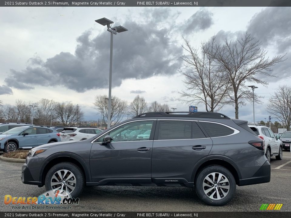 2021 Subaru Outback 2.5i Premium Magnetite Gray Metallic / Gray Photo #4