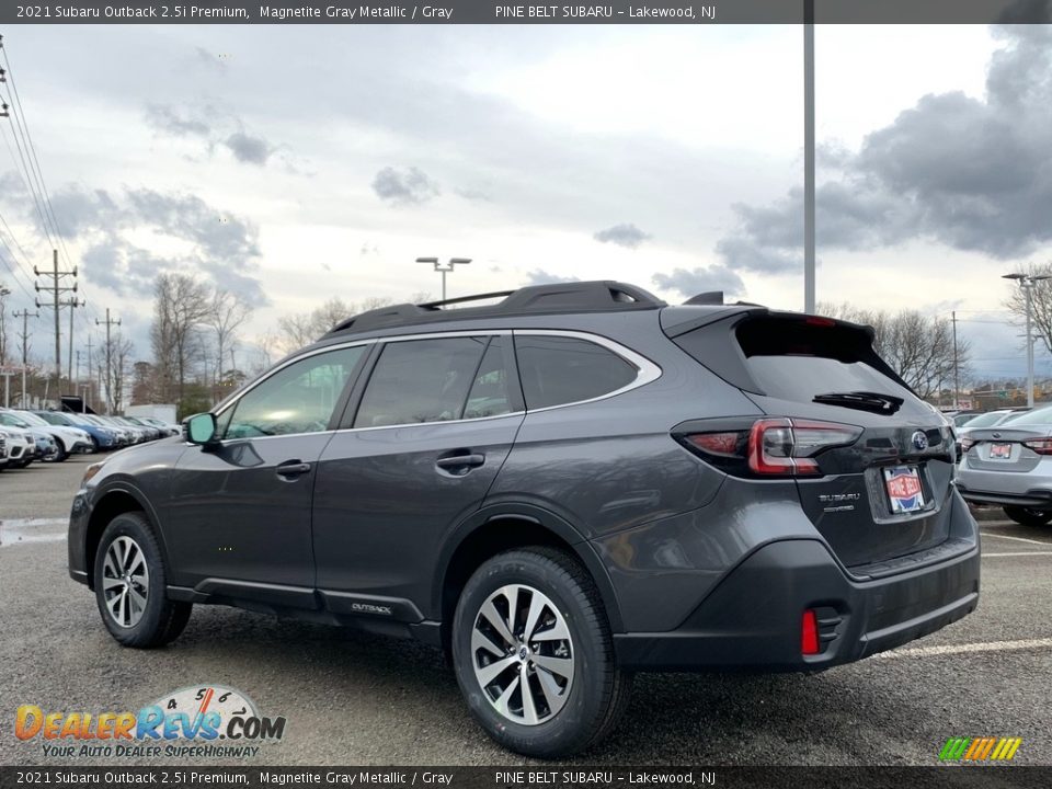 2021 Subaru Outback 2.5i Premium Magnetite Gray Metallic / Gray Photo #6
