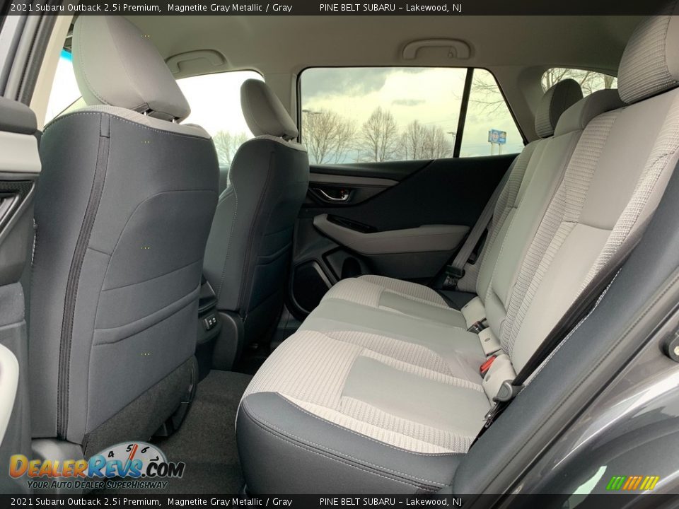 2021 Subaru Outback 2.5i Premium Magnetite Gray Metallic / Gray Photo #9