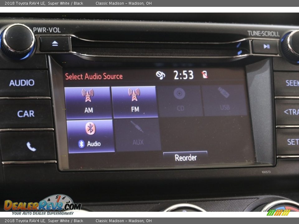 2018 Toyota RAV4 LE Super White / Black Photo #10