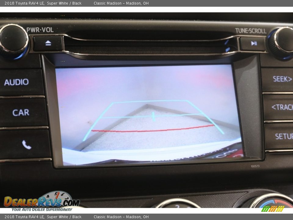 2018 Toyota RAV4 LE Super White / Black Photo #12