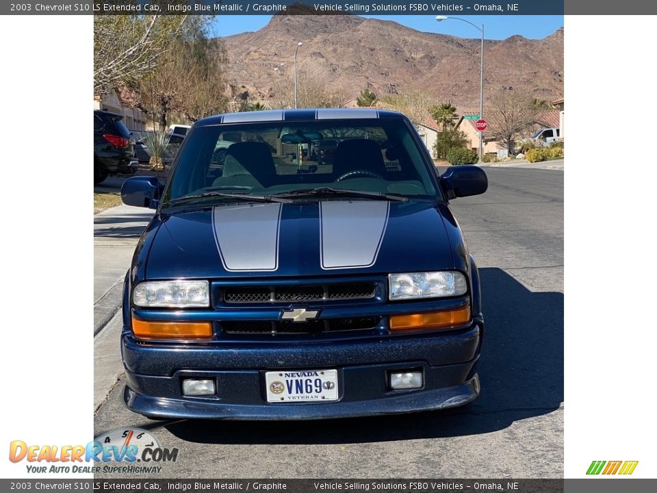 2003 Chevrolet S10 LS Extended Cab Indigo Blue Metallic / Graphite Photo #2