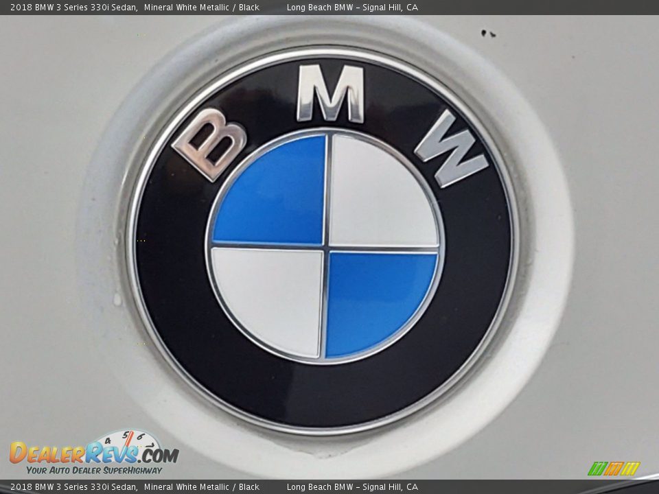 2018 BMW 3 Series 330i Sedan Mineral White Metallic / Black Photo #8
