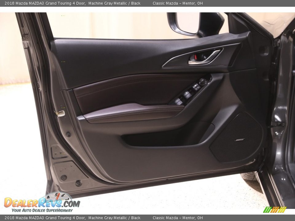 2018 Mazda MAZDA3 Grand Touring 4 Door Machine Gray Metallic / Black Photo #4