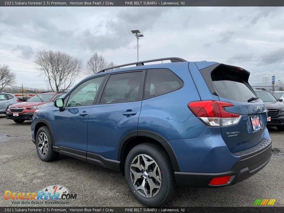 2021 Subaru Forester 2.5i Premium Horizon Blue Pearl / Gray Photo #6