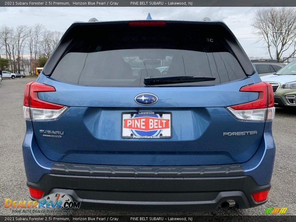 2021 Subaru Forester 2.5i Premium Horizon Blue Pearl / Gray Photo #7