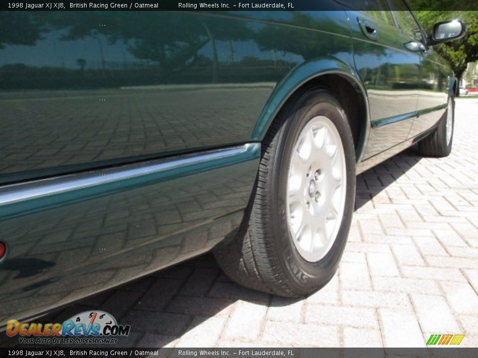 1998 Jaguar XJ XJ8 British Racing Green / Oatmeal Photo #19
