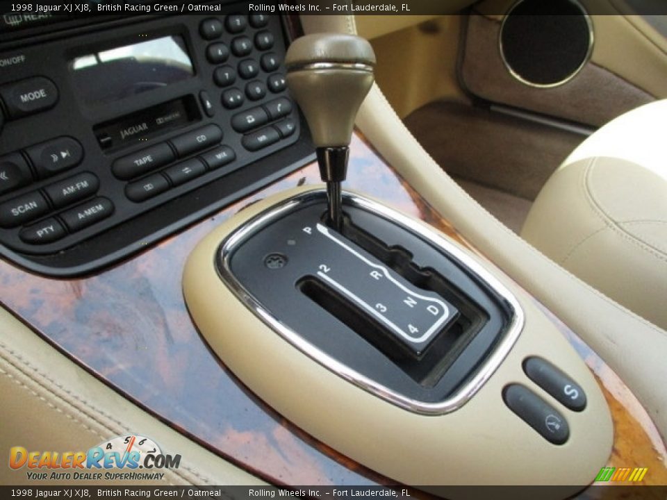 1998 Jaguar XJ XJ8 British Racing Green / Oatmeal Photo #20