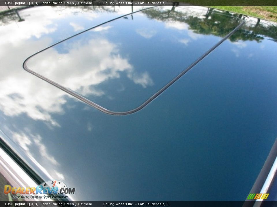 1998 Jaguar XJ XJ8 British Racing Green / Oatmeal Photo #21