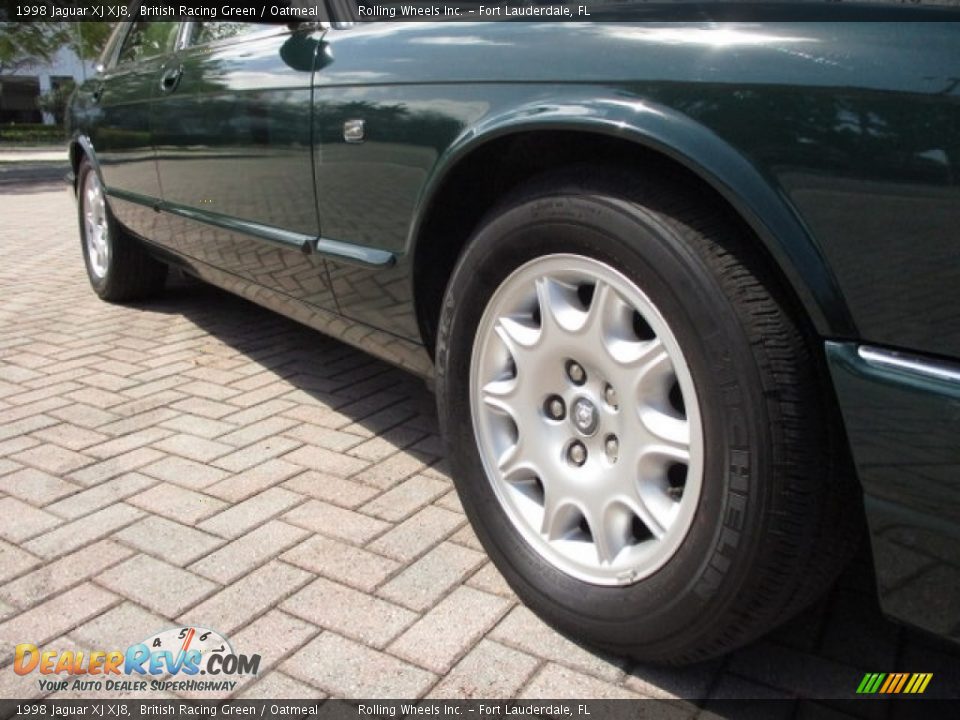 1998 Jaguar XJ XJ8 British Racing Green / Oatmeal Photo #23