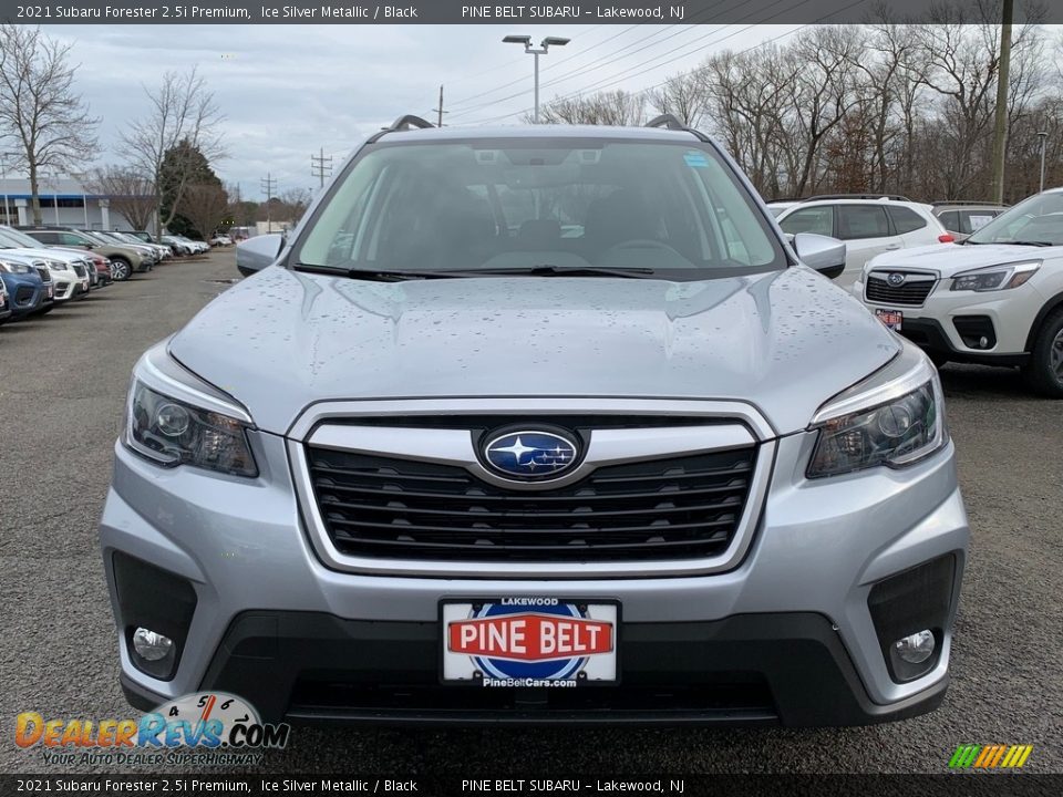 2021 Subaru Forester 2.5i Premium Ice Silver Metallic / Black Photo #3