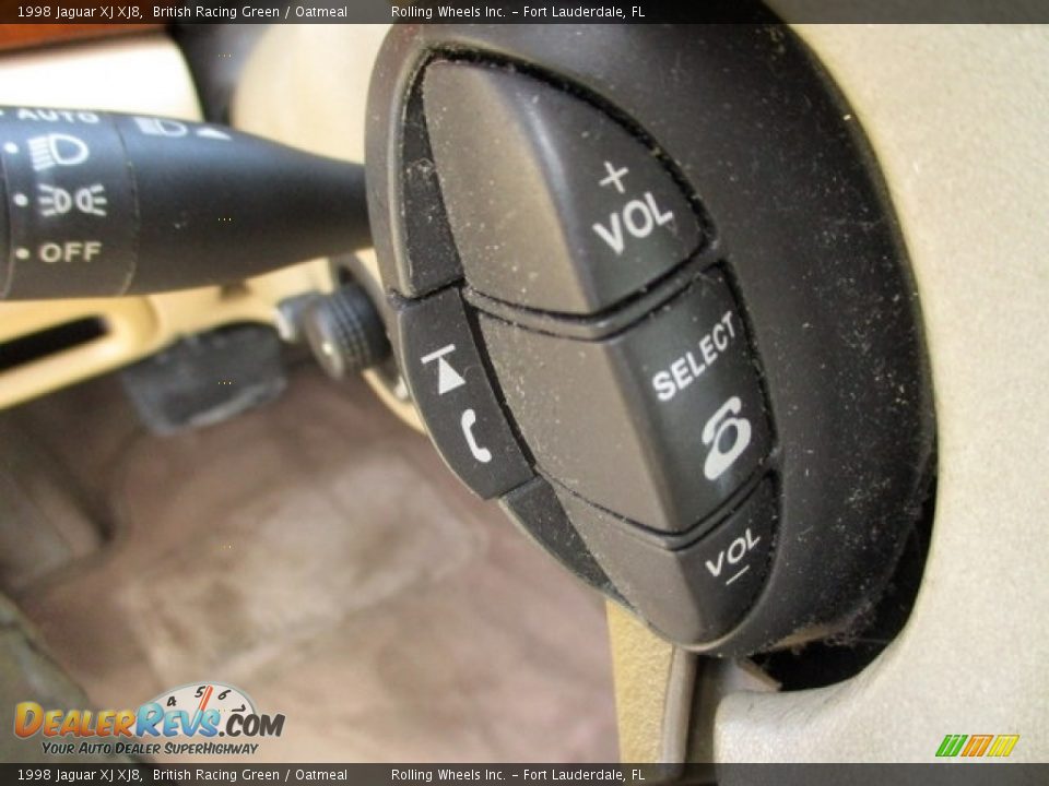 1998 Jaguar XJ XJ8 British Racing Green / Oatmeal Photo #27