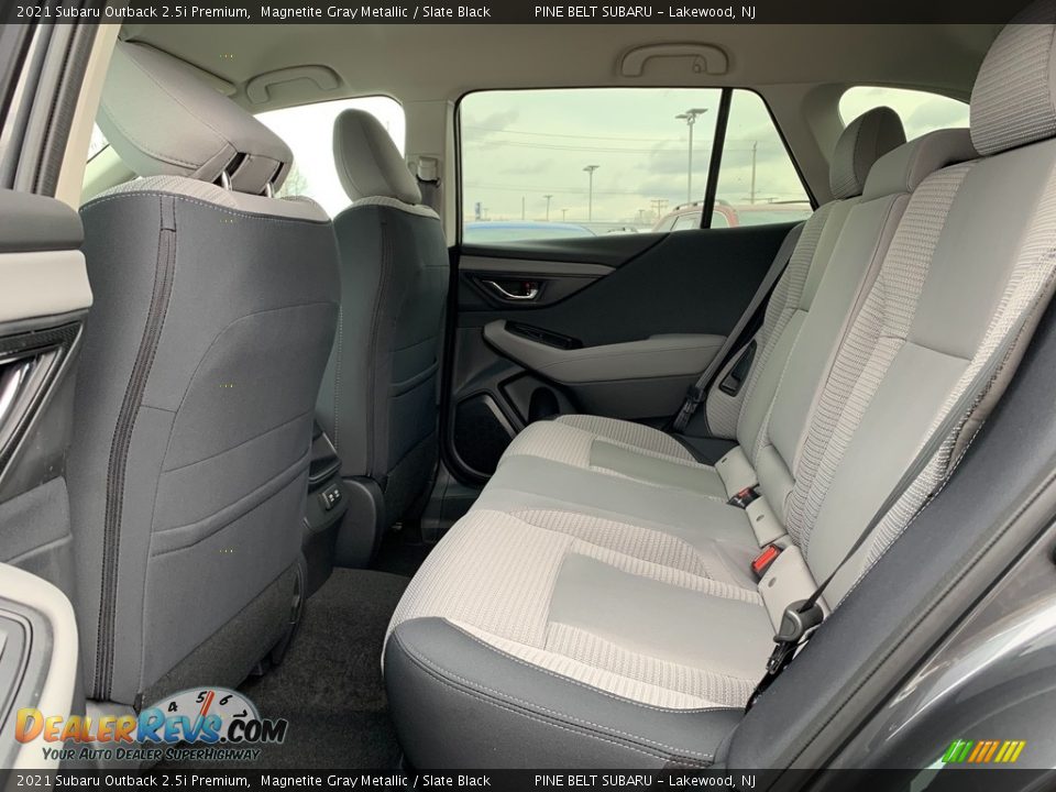 2021 Subaru Outback 2.5i Premium Magnetite Gray Metallic / Slate Black Photo #10