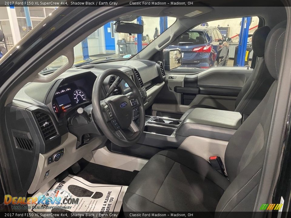 2017 Ford F150 XL SuperCrew 4x4 Shadow Black / Earth Gray Photo #6