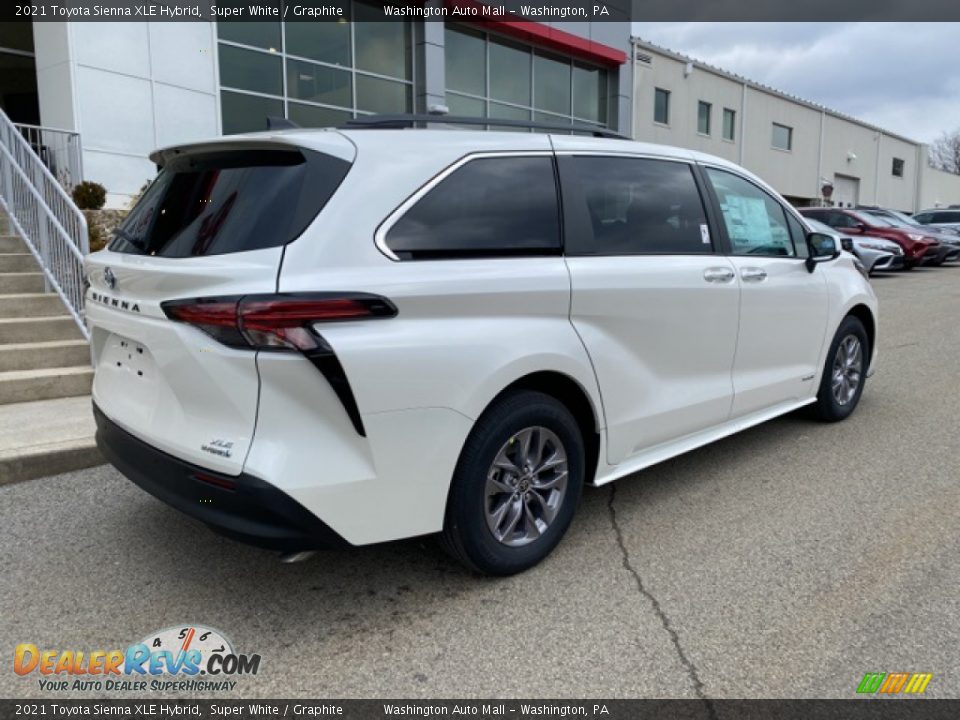 2021 Toyota Sienna XLE Hybrid Super White / Graphite Photo #14