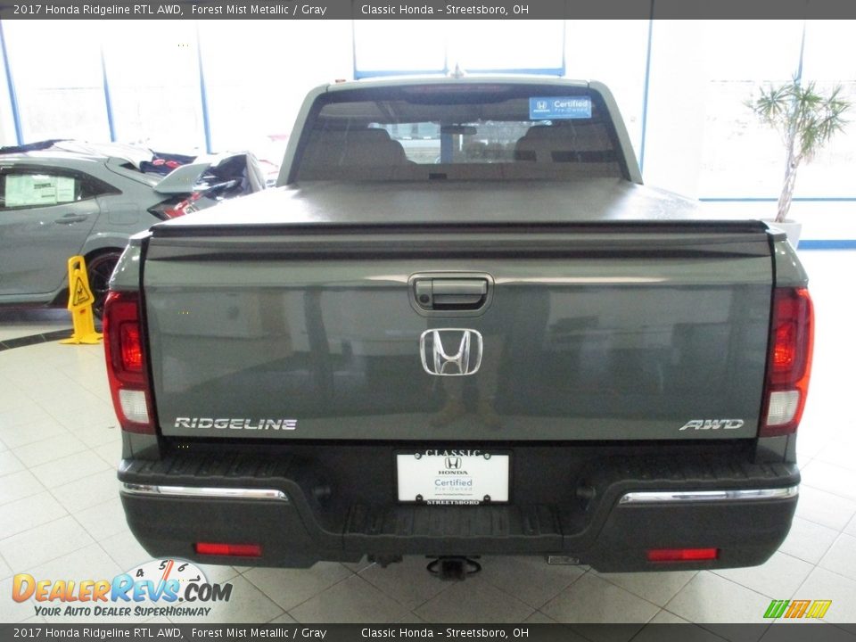 2017 Honda Ridgeline RTL AWD Forest Mist Metallic / Gray Photo #8