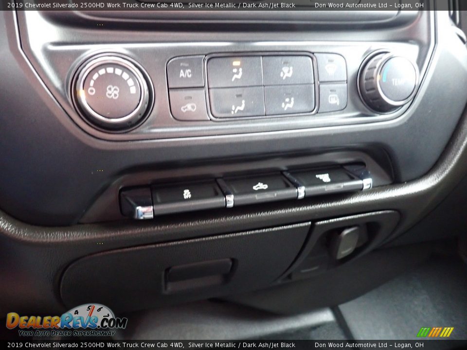 2019 Chevrolet Silverado 2500HD Work Truck Crew Cab 4WD Silver Ice Metallic / Dark Ash/Jet Black Photo #25
