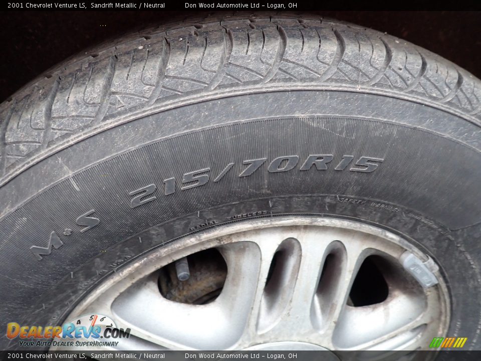 2001 Chevrolet Venture LS Sandrift Metallic / Neutral Photo #12