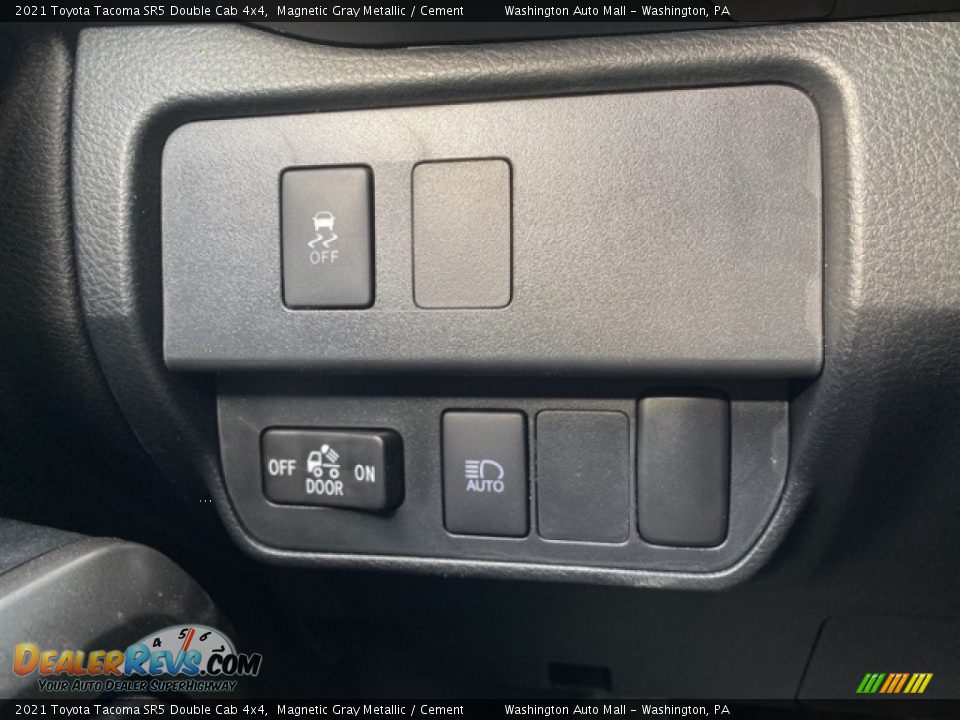 2021 Toyota Tacoma SR5 Double Cab 4x4 Magnetic Gray Metallic / Cement Photo #16