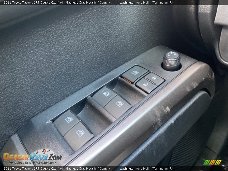 2021 Toyota Tacoma SR5 Double Cab 4x4 Magnetic Gray Metallic / Cement Photo #17