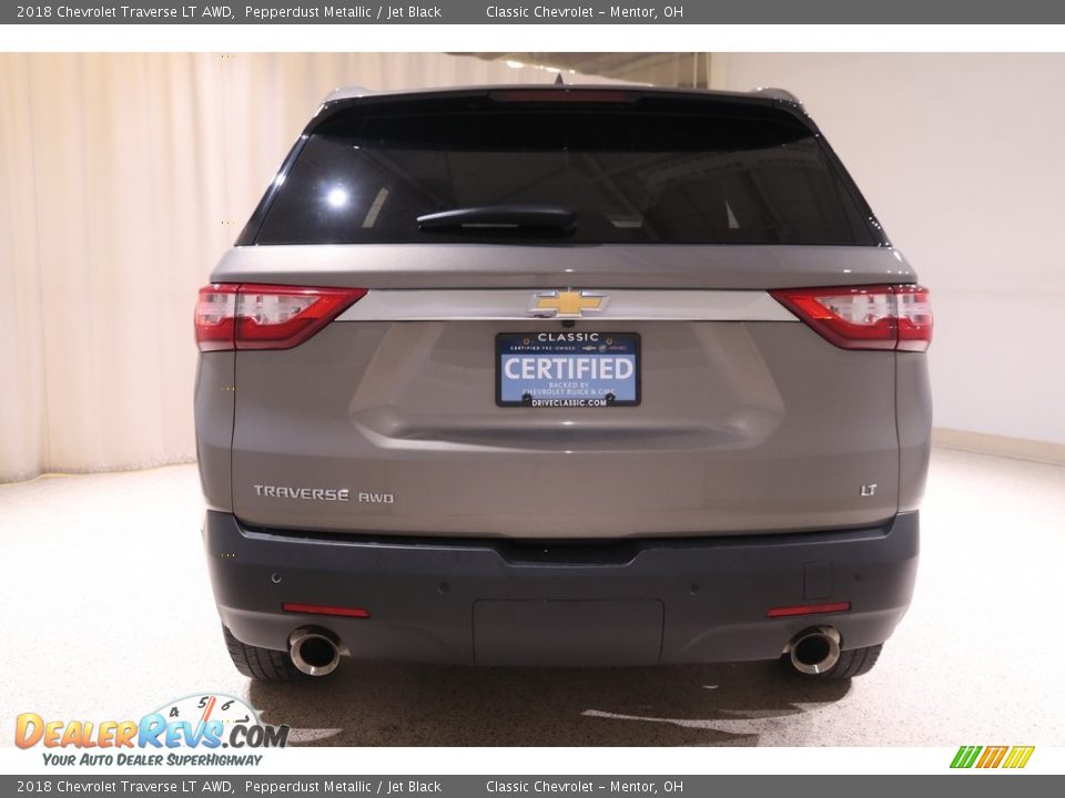 2018 Chevrolet Traverse LT AWD Pepperdust Metallic / Jet Black Photo #22