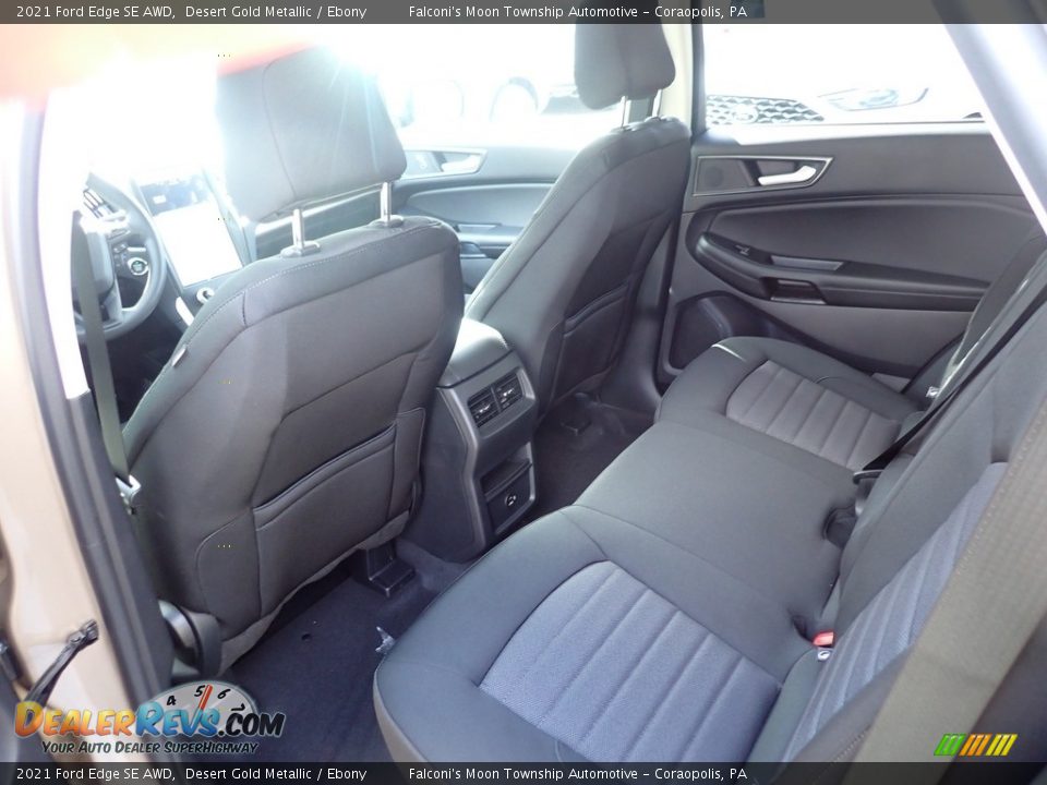 Rear Seat of 2021 Ford Edge SE AWD Photo #8