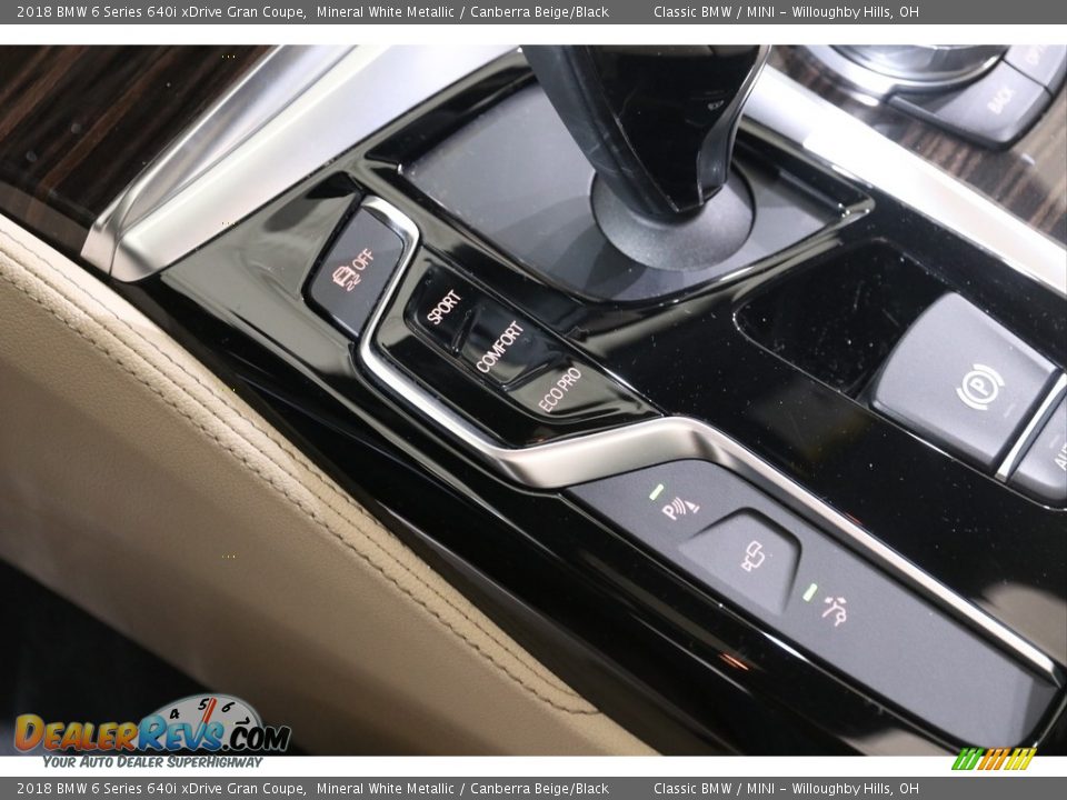 Controls of 2018 BMW 6 Series 640i xDrive Gran Coupe Photo #18