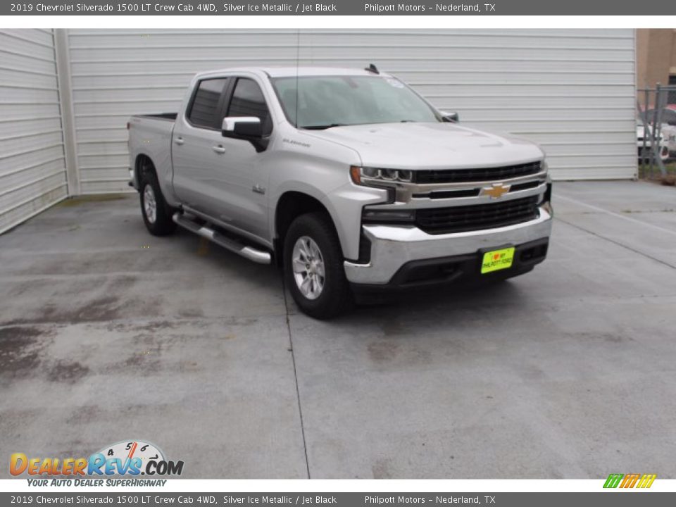 2019 Chevrolet Silverado 1500 LT Crew Cab 4WD Silver Ice Metallic / Jet Black Photo #2