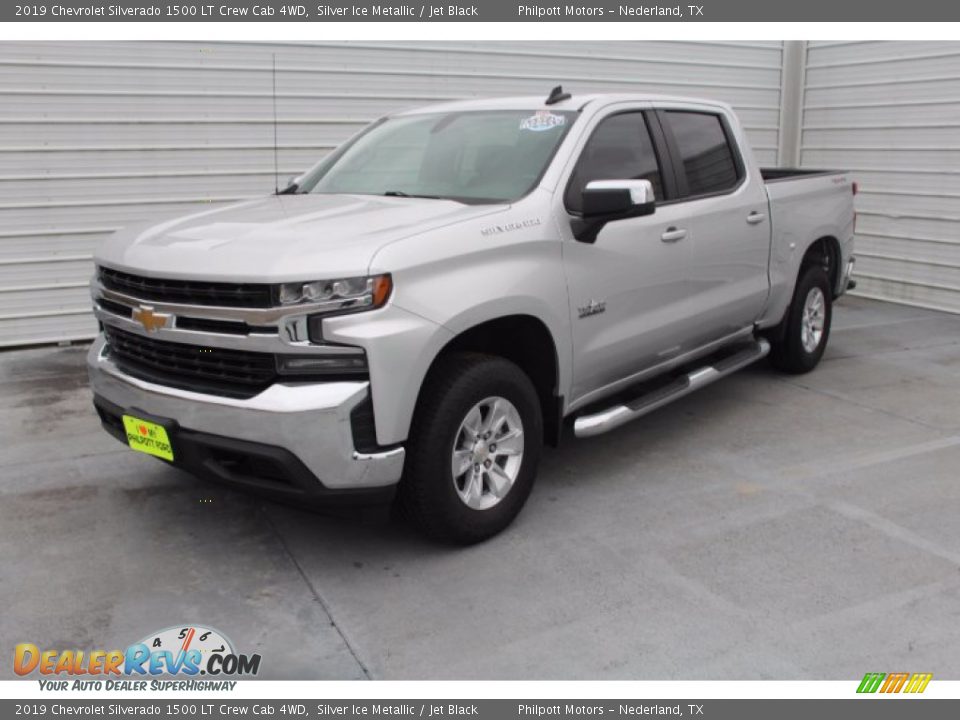 2019 Chevrolet Silverado 1500 LT Crew Cab 4WD Silver Ice Metallic / Jet Black Photo #4