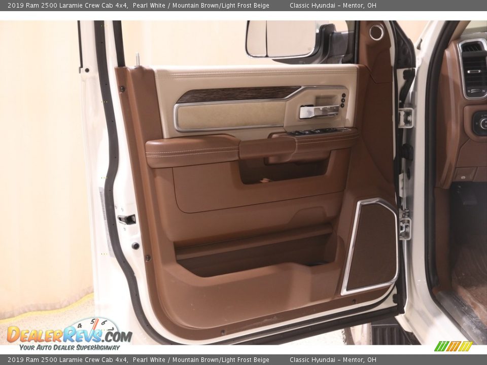 2019 Ram 2500 Laramie Crew Cab 4x4 Pearl White / Mountain Brown/Light Frost Beige Photo #5