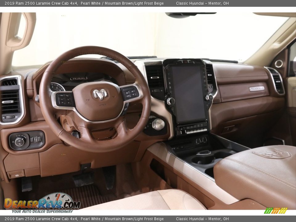 2019 Ram 2500 Laramie Crew Cab 4x4 Pearl White / Mountain Brown/Light Frost Beige Photo #9