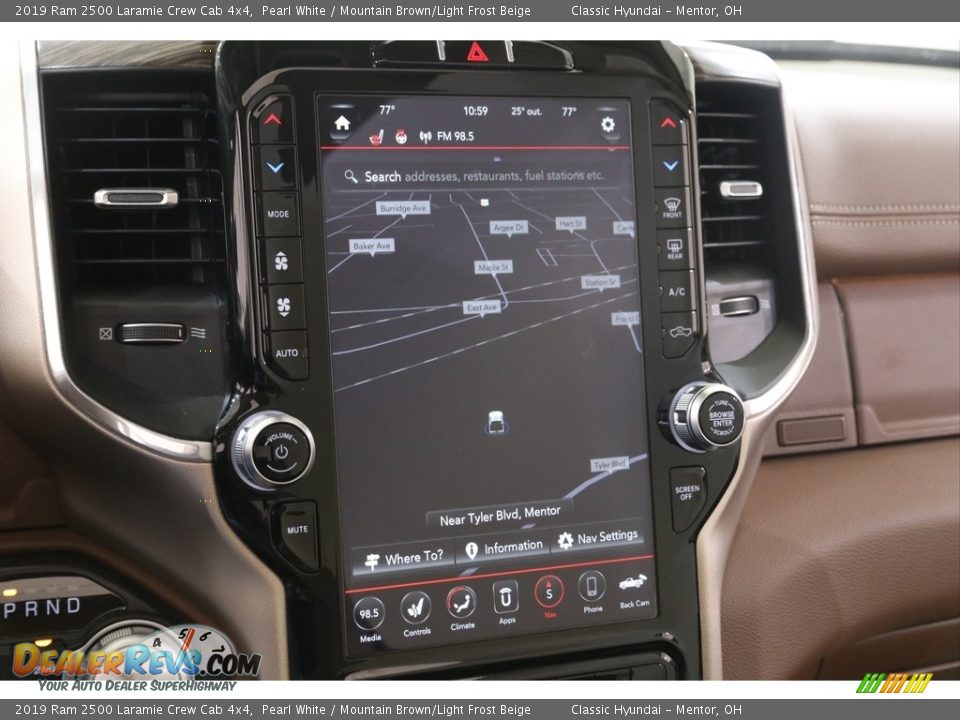 2019 Ram 2500 Laramie Crew Cab 4x4 Pearl White / Mountain Brown/Light Frost Beige Photo #19