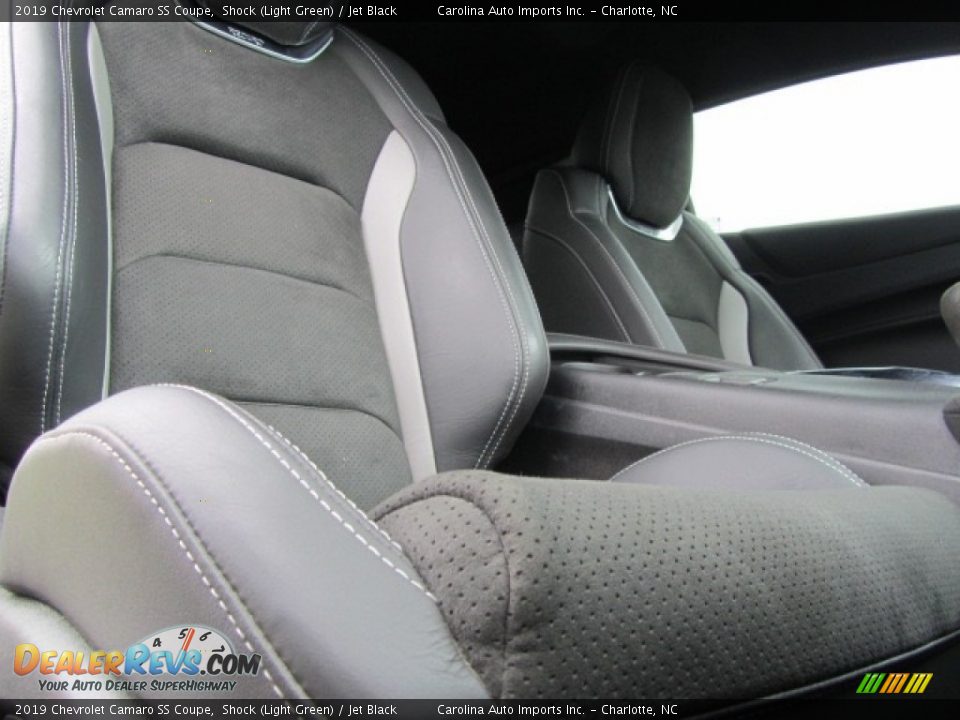 Front Seat of 2019 Chevrolet Camaro SS Coupe Photo #23