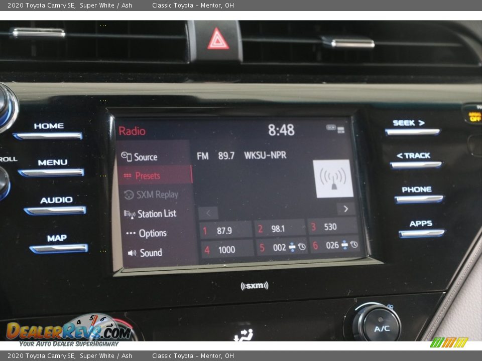 2020 Toyota Camry SE Super White / Ash Photo #10