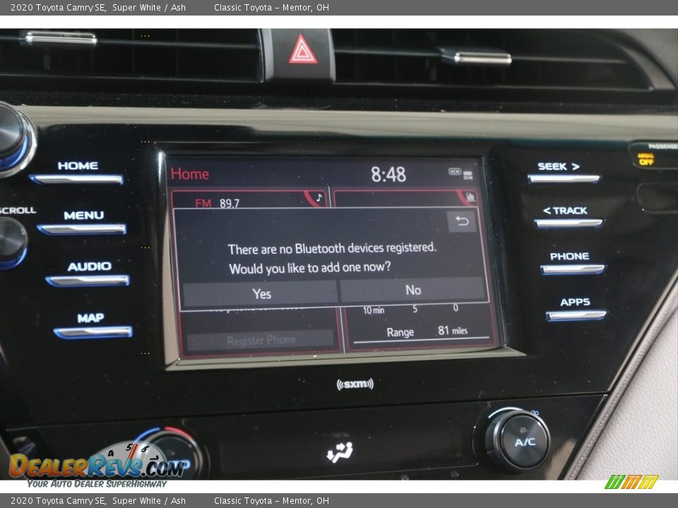 2020 Toyota Camry SE Super White / Ash Photo #11