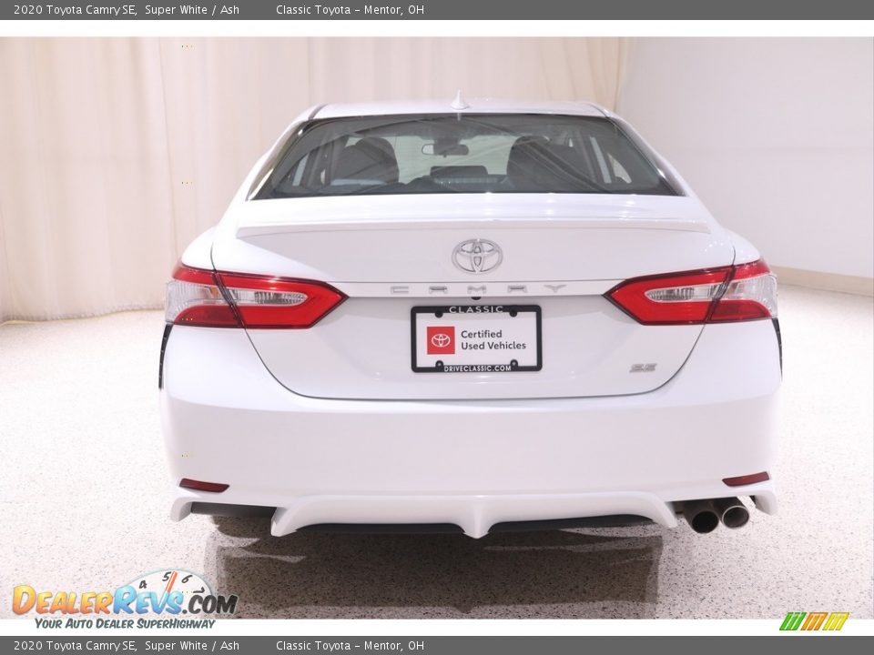 2020 Toyota Camry SE Super White / Ash Photo #19