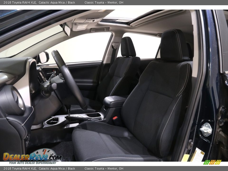 2018 Toyota RAV4 XLE Galactic Aqua Mica / Black Photo #5