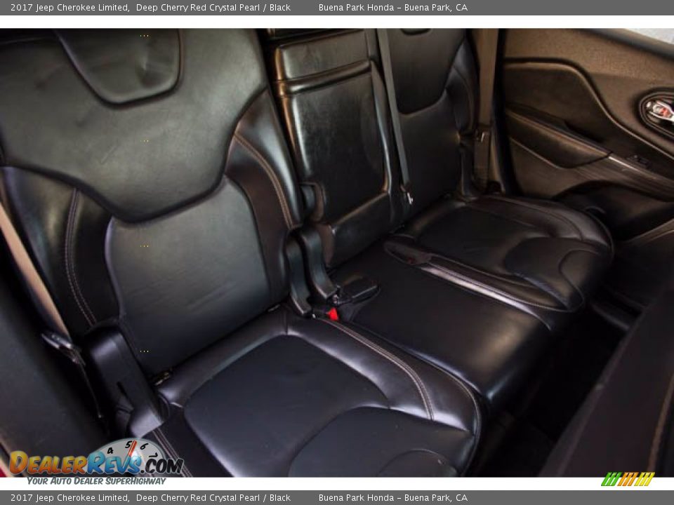 Rear Seat of 2017 Jeep Cherokee Limited Photo #20
