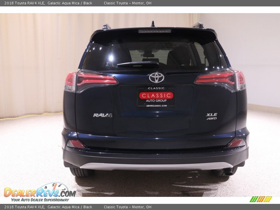 2018 Toyota RAV4 XLE Galactic Aqua Mica / Black Photo #19