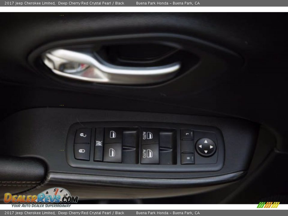 Door Panel of 2017 Jeep Cherokee Limited Photo #27