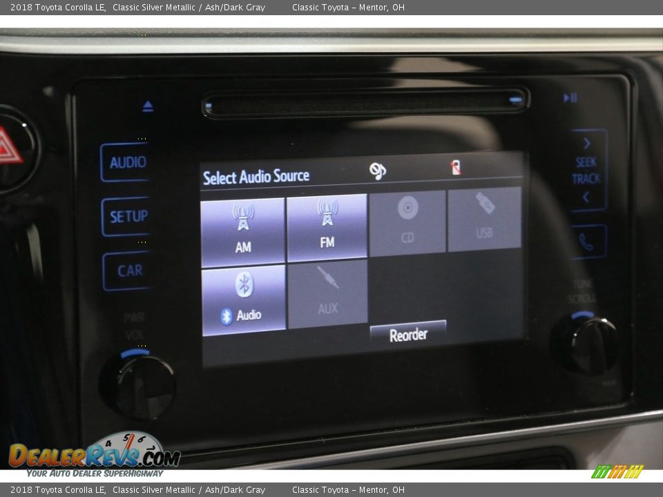 2018 Toyota Corolla LE Classic Silver Metallic / Ash/Dark Gray Photo #10