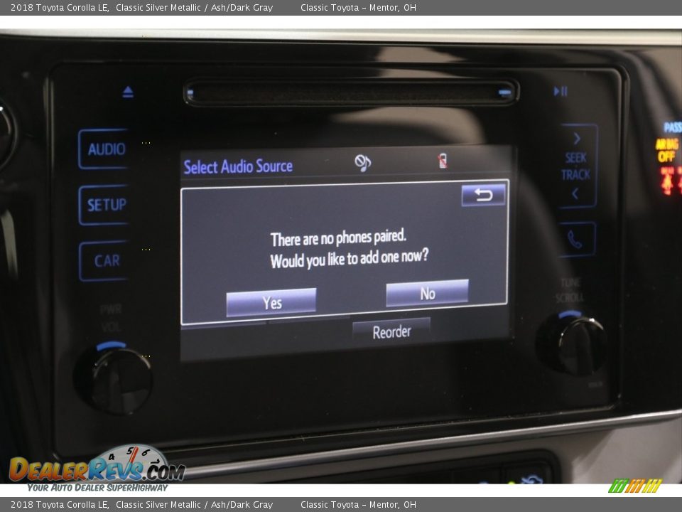 2018 Toyota Corolla LE Classic Silver Metallic / Ash/Dark Gray Photo #11