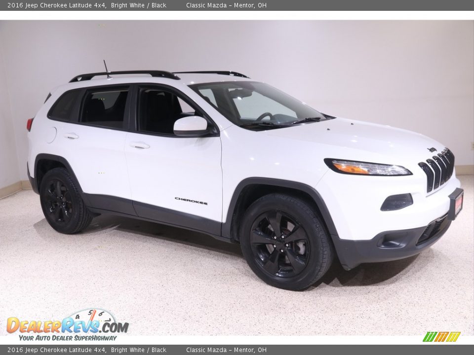 2016 Jeep Cherokee Latitude 4x4 Bright White / Black Photo #1