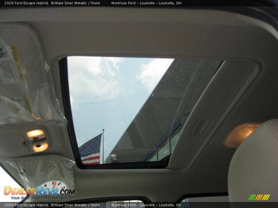 2009 Ford Escape Hybrid Brilliant Silver Metallic / Stone Photo #19
